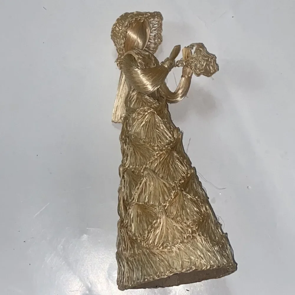 VTG,Art Country  Finely Doll  Handmade Made In Philippines Wicker